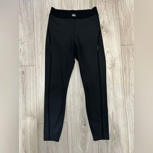 ALO Yoga  Airlift Viral Black Leggings